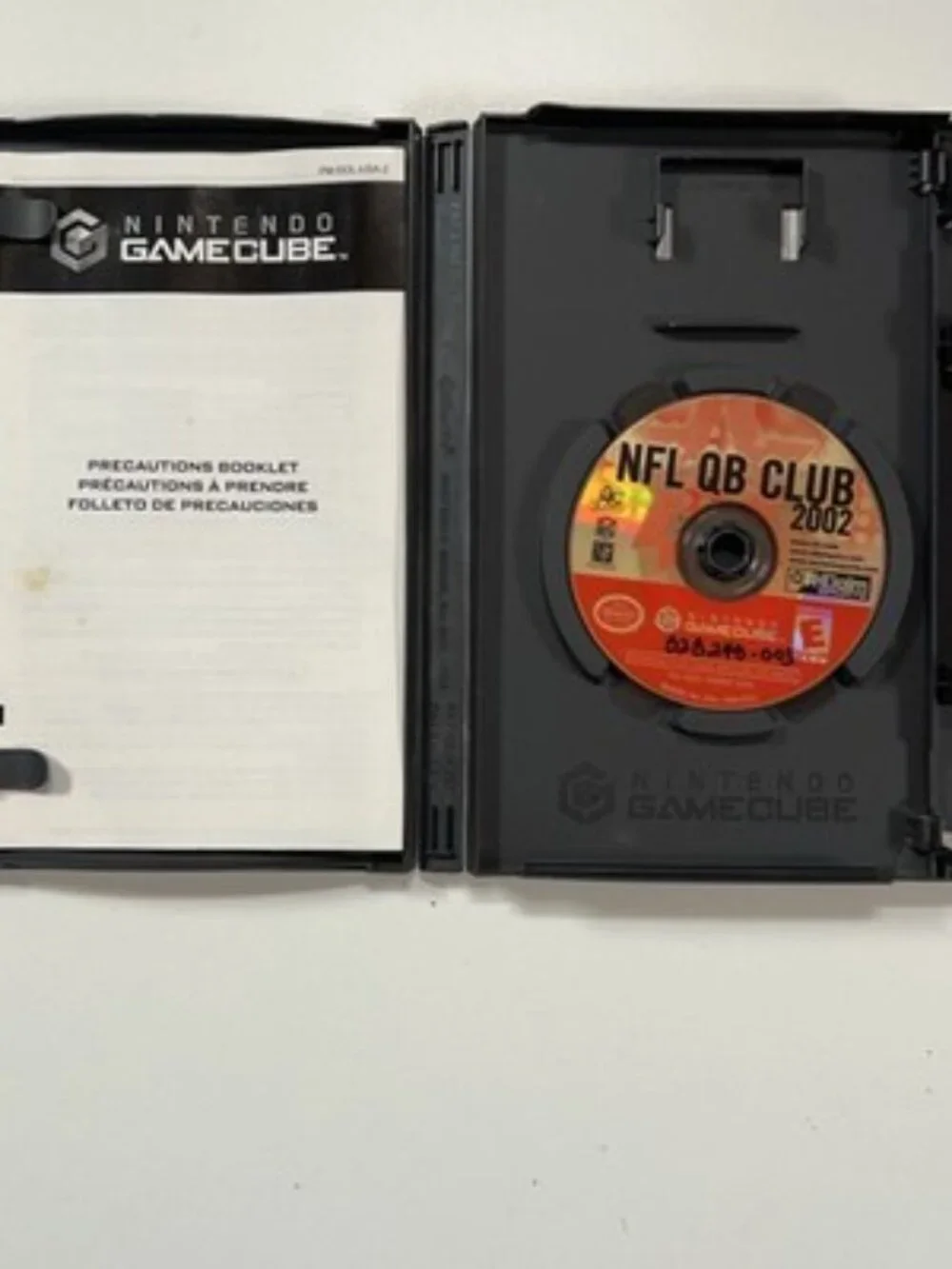 NFL QB Club 2002 Nintendo GameCube Case & Disc - No Manual TESTED
